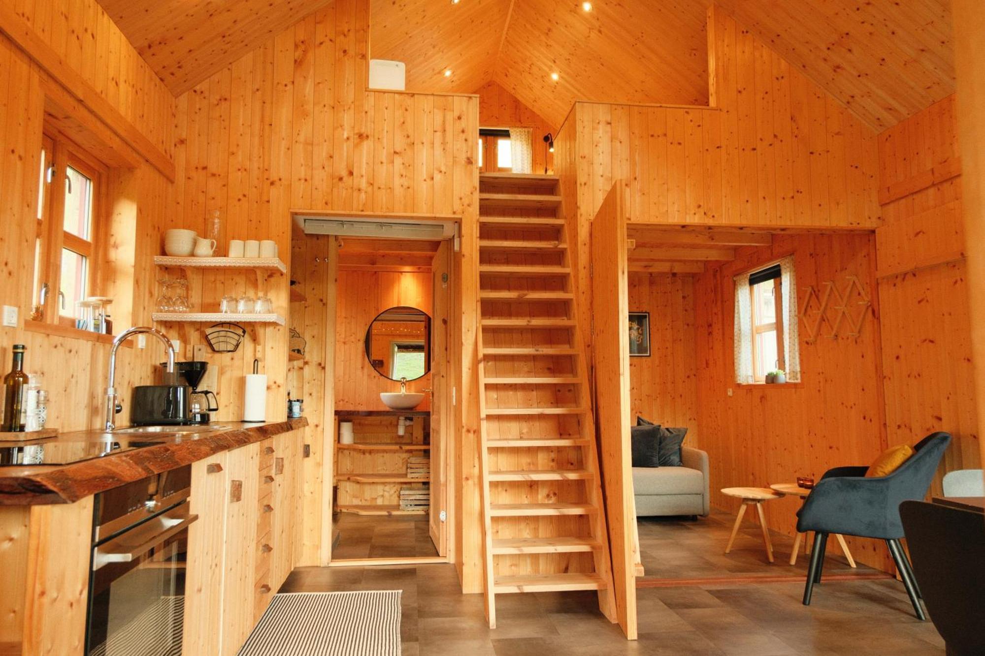 Mulafossur Cottages By Famous Waterfall In Gasadalur Екстериор снимка